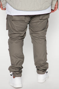 Tha Man Cargo Pants - Charcoal