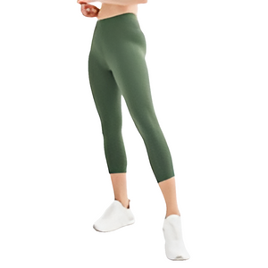 Petite Soft Capri Leggings